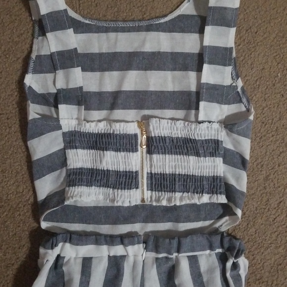 ⭐Striped jumpsuit ⭐ - Picture 3 of 3